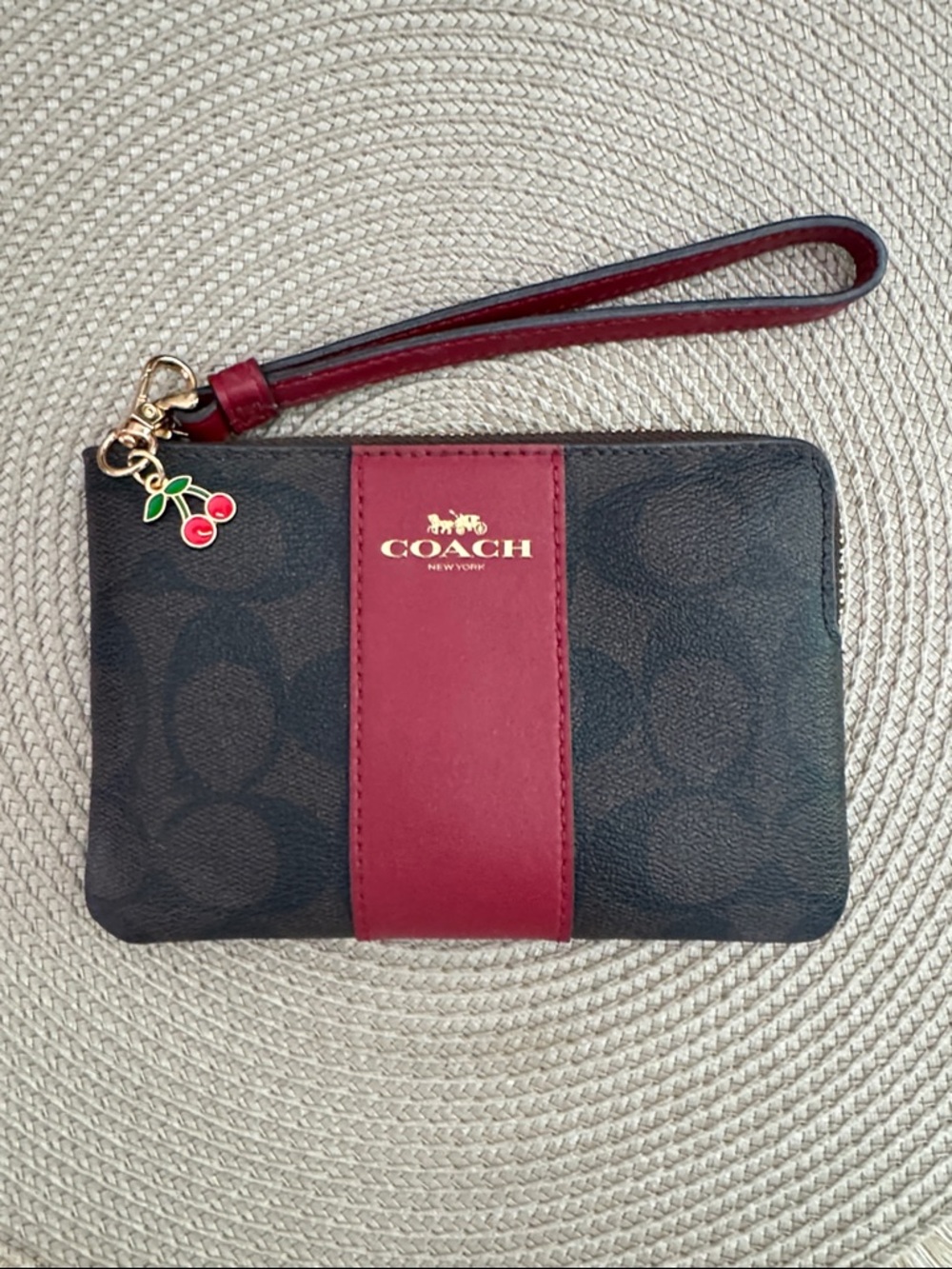 COACH Wristlet Choice Signature Monogram w/ Cherry Charm OR Purple w/ Star - Picture 5 of 8